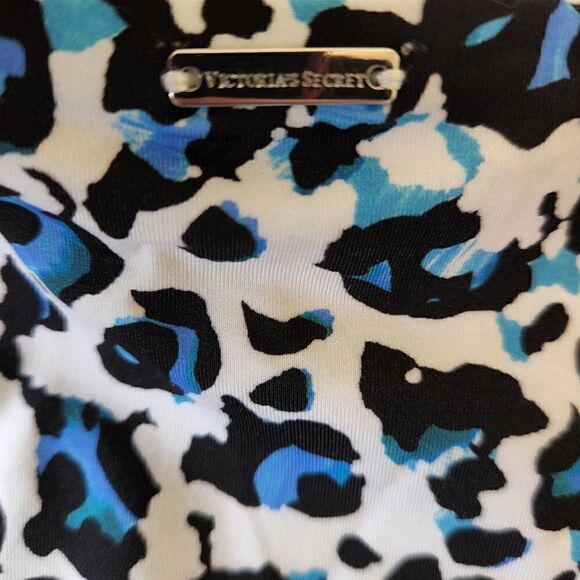 VICTORIA'S Secret Blue and White Leopard Bikini Swimsuit - Picture 5 of 5